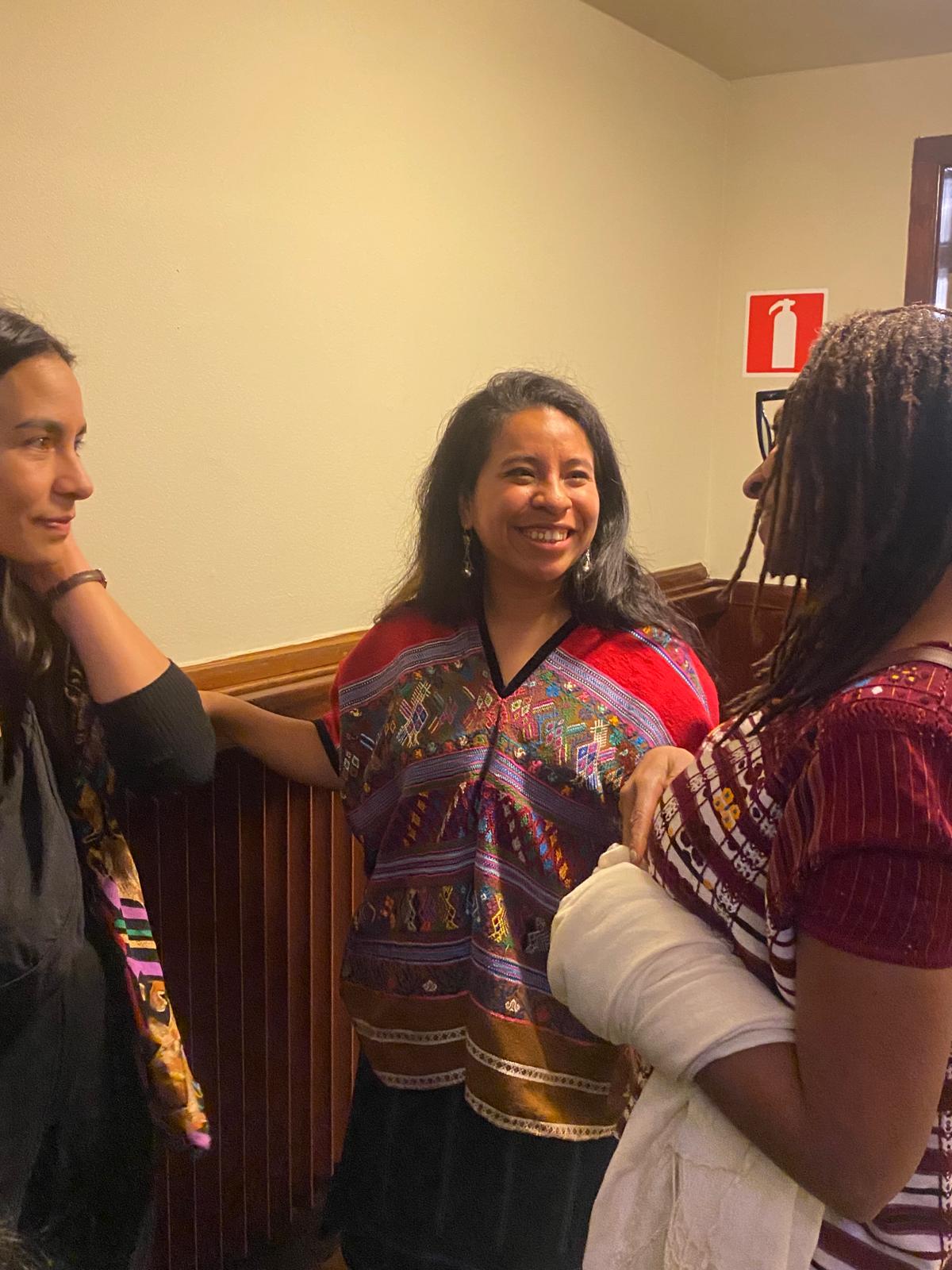 Sara Curruchich en Helsinki: Cultura Kaqchikel en el Teatro Savoy